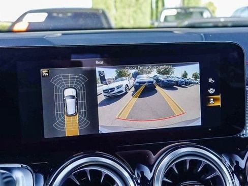 Used 2023 Mercedes-Benz EQB 350 4MATIC SUV image 23