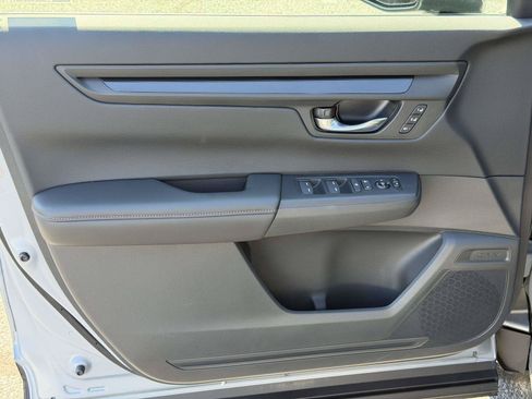 Used 2026 Honda CR-V Sport-L image 6