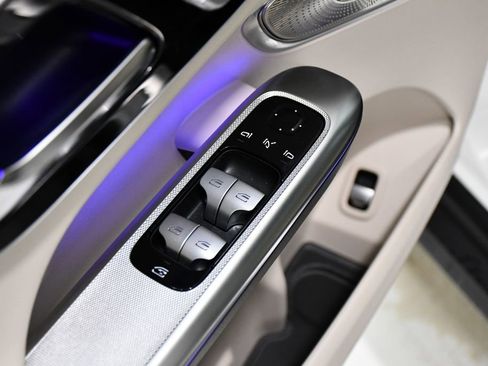 New 2026 Mercedes-Benz GLC 300 4MATIC image 15