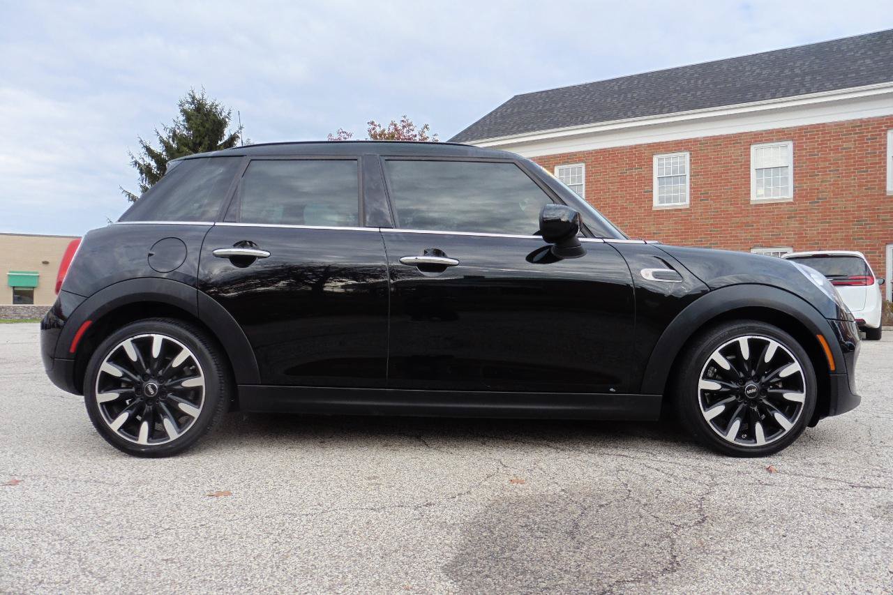 Used 2021 MINI Cooper 4-Door Hardtop FWD image 19