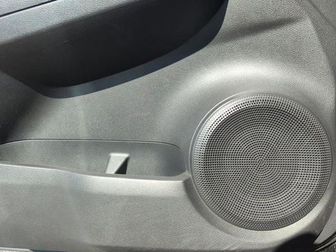 Certified 2023 Nissan Kicks SV image 26