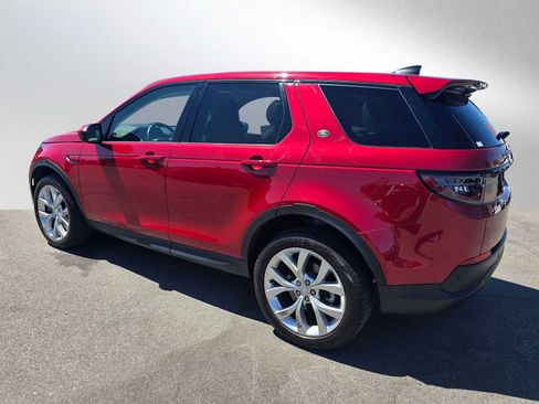 Used 2023 Land Rover Discovery Sport SE image 3