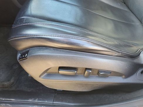 Used 2017 Chevrolet Equinox Premier w/ Enhanced Convenience Package image 7