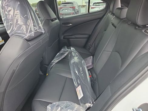 New 2026 Lexus UX 300h 300h Premium image 23