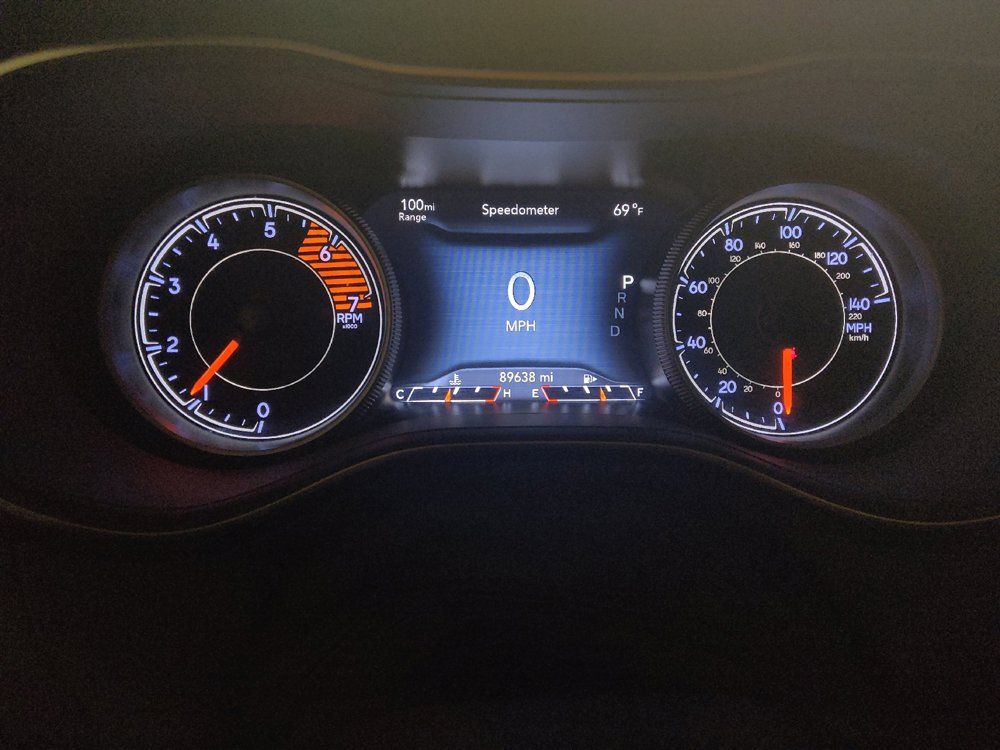 Used 2020 Jeep Cherokee Limited AWD/4WD image 23