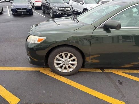 Used 2011 Toyota Camry XLE FWD image 8