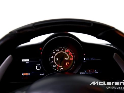 Used 2018 Ferrari 488 GTB RWD image 13