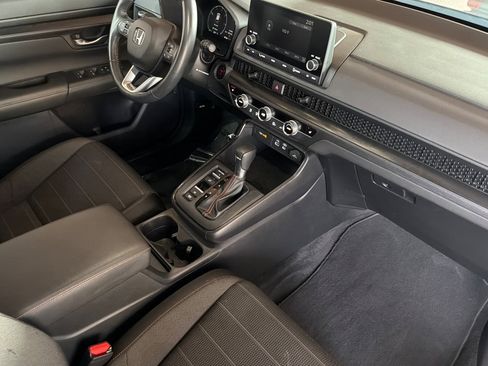 Used 2025 Honda CR-V Sport image 16