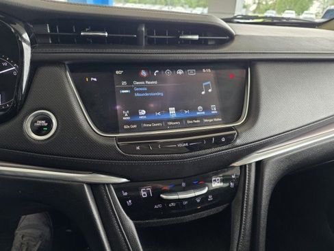 Used 2017 Cadillac XT5 Premium Luxury AWD/4WD image 9