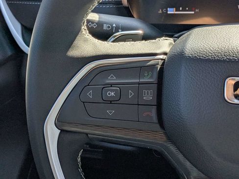 New 2026 Jeep Grand Cherokee L Laredo AWD/4WD image 24