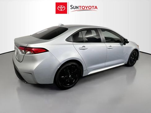 Used 2023 Toyota Corolla LE image 4