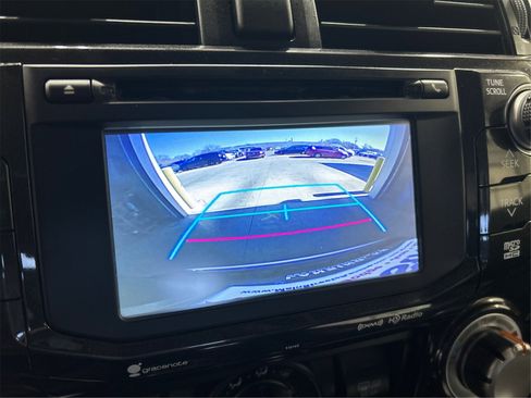 Used 2018 Toyota 4Runner TRD Off-Road Premium image 27