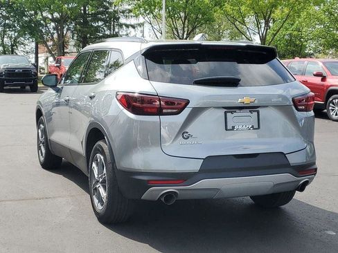 Used 2023 Chevrolet Blazer LT w/ Convenience Package FWD image 4