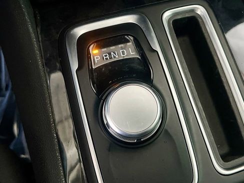 Used 2023 Chrysler 300 Touring L w/ Comfort Group image 24