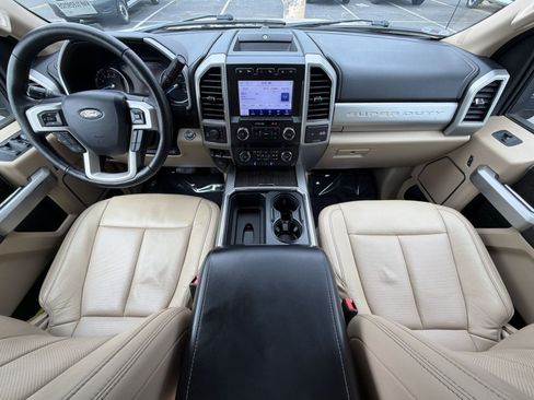 Used 2020 Ford F250 Lariat w/ Lariat Ultimate Package AWD/4WD image 36