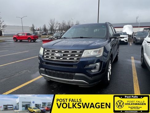 Used 2016 Ford Explorer XLT w/ Equipment Group 202A image 1
