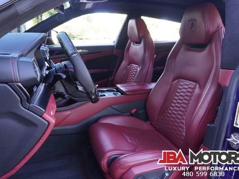 Used 2021 Lamborghini Urus AWD/4WD image 6