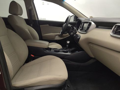 Used 2019 Kia Sorento AWD image 21