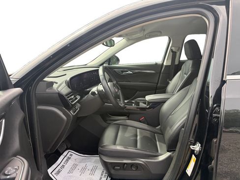 Used 2024 Buick Envision Preferred AWD/4WD image 9
