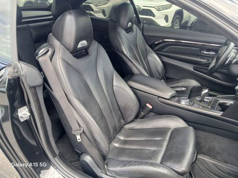 Used 2015 BMW M4 Convertible RWD image 19