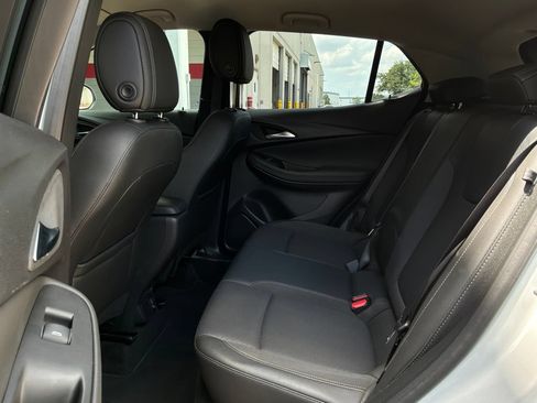 Used 2025 Buick Encore GX Preferred FWD image 11