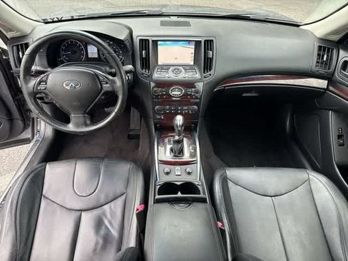 Used 2013 INFINITI G37 Convertible w/ Premium Pkg RWD image 13