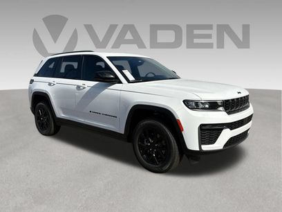 New 2026 Jeep Grand Cherokee Altitude