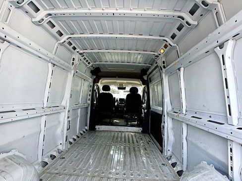 Used 2023 RAM ProMaster 3500 FWD image 7
