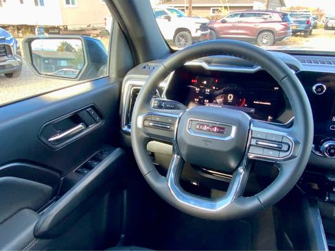 New 2026 GMC Canyon Elevation image 45