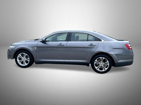 Used 2013 Ford Taurus SEL FWD image 8
