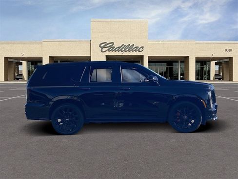 Certified 2025 Cadillac Escalade V w/ LPO, ONYX Package image 4