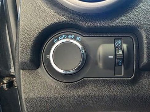 Used 2016 Chevrolet Trax LS image 15