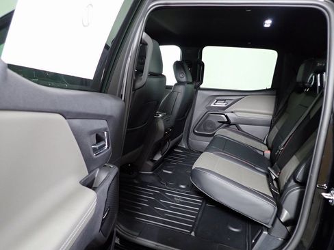 New 2026 Chevrolet Silverado EV Trail Boss w/ Plus Package image 29