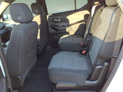Used 2023 Chevrolet Traverse LT w/ LPO, Floor Liner Package AWD/4WD image 12