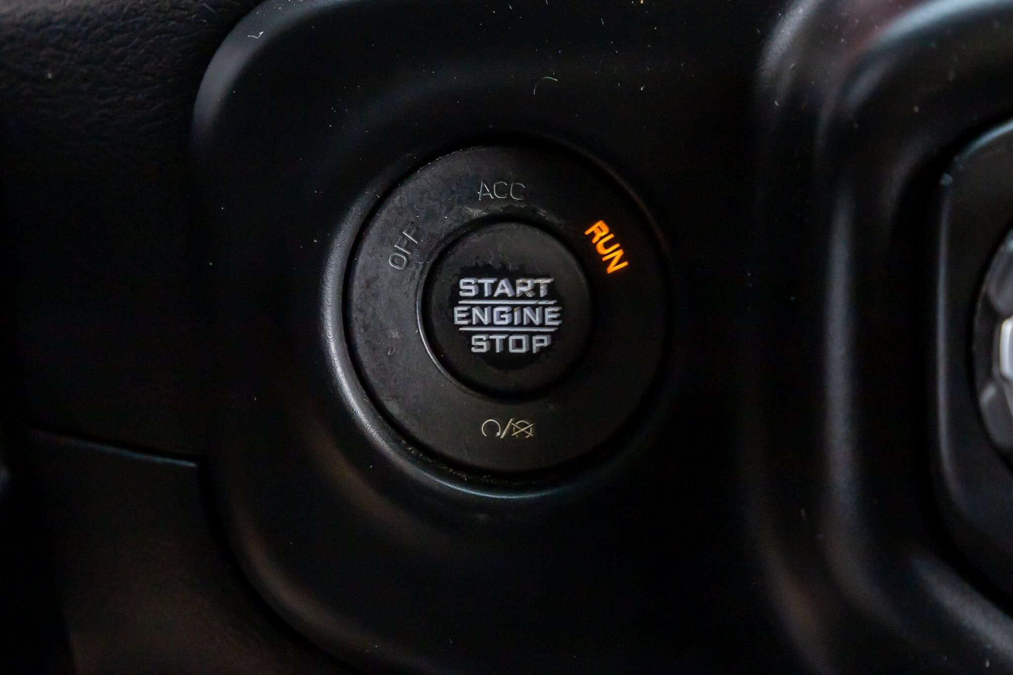 Used 2022 Jeep Gladiator Rubicon w/ LED Lighting Group AWD/4WD image 19