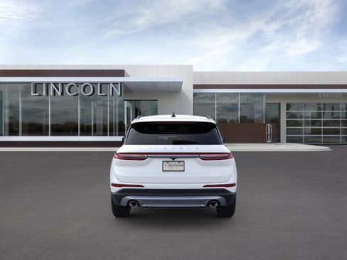 New 2026 Lincoln Corsair Premiere image 5