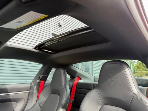 Certified 2022 Porsche 911 Carrera image 19