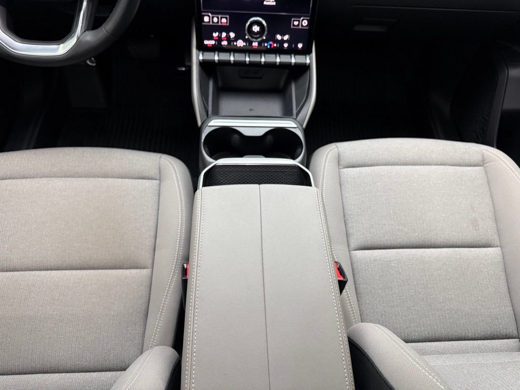Used 2025 GMC Terrain Elevation AWD/4WD image 37