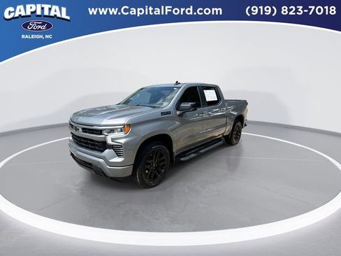Used 2023 Chevrolet Silverado 1500 RST image 4