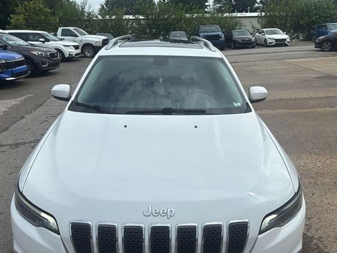 Used 2019 Jeep Cherokee Limited AWD/4WD image 11