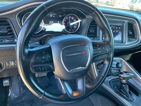 Used 2021 Dodge Challenger SXT image 12