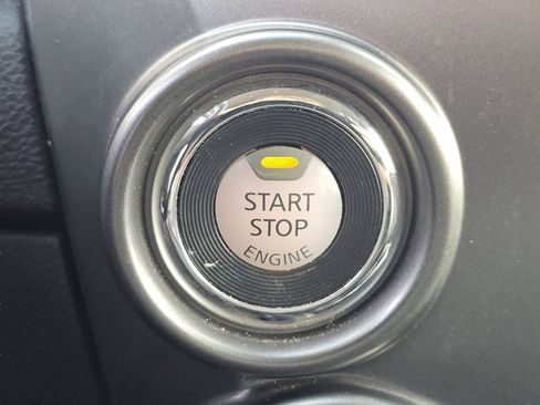 Used 2017 Nissan Titan Platinum Reserve image 20