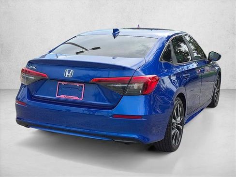 Used 2024 Honda Civic EX image 5