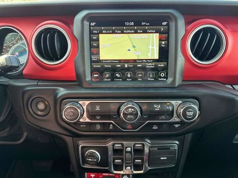 Used 2022 Jeep Wrangler Unlimited Rubicon image 28