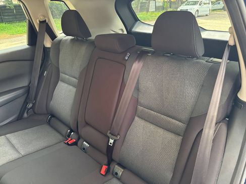 Used 2025 Nissan Rogue SV FWD image 38