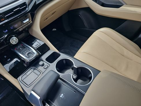 Certified 2024 Acura MDX w/ Technology Package FWD image 25