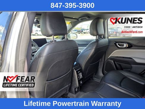 Used 2025 Jeep Compass Limited AWD/4WD image 19