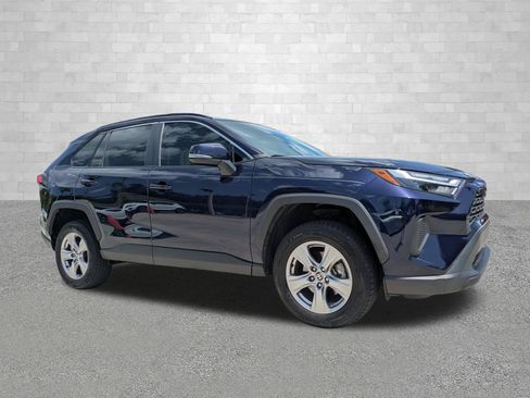 Used 2023 Toyota RAV4 XLE w/ Convenience Package FWD image 1