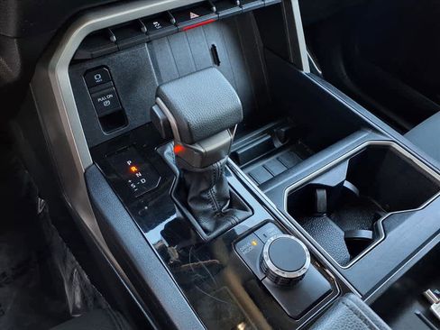 Used 2022 Toyota Tundra SR5 image 22