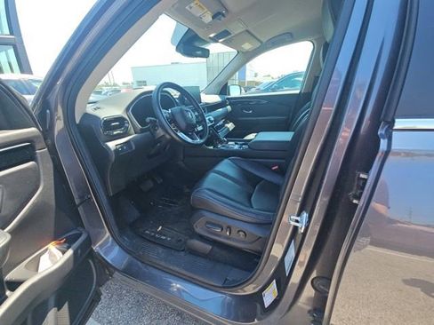 Used 2024 Honda Pilot EX-L image 37